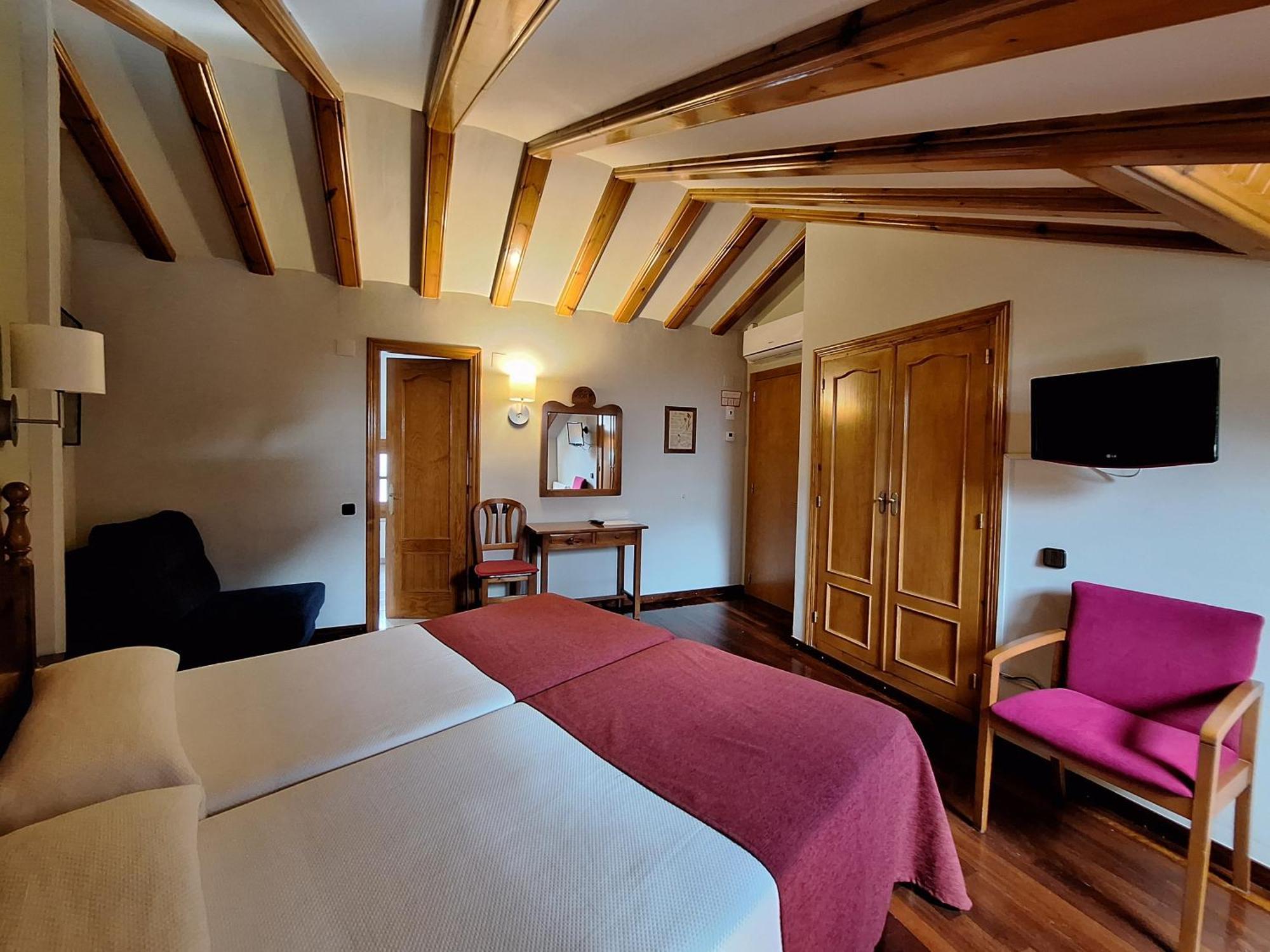 Hotel Aragueells Benasque Exterior photo